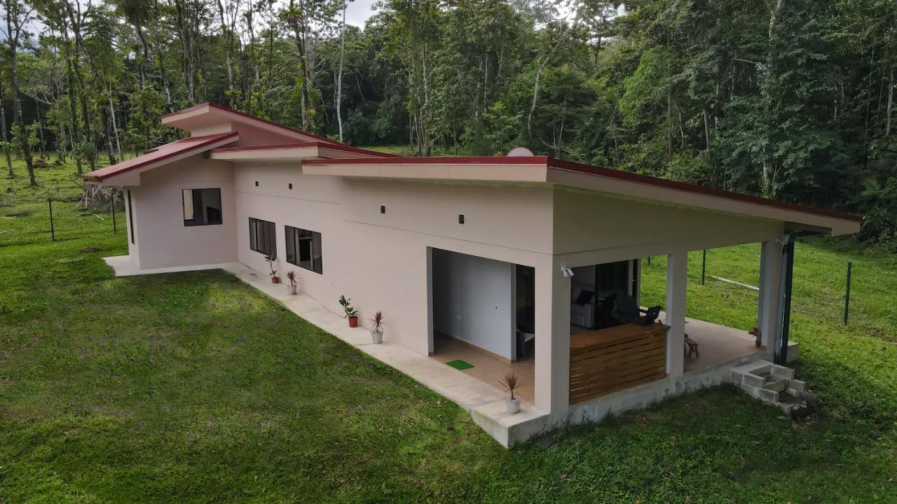 River Paradise Villa With Private Jacuzzi La Fortuna Buitenkant foto